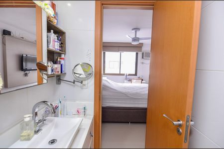 Apartamento à venda com 85m², 3 quartos e 2 vagasBanheiro da Suíte