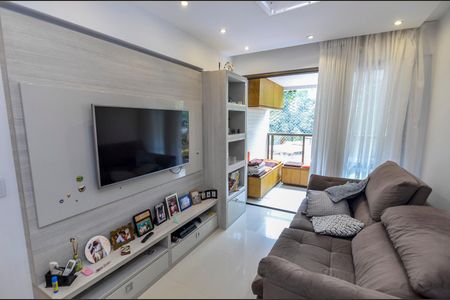 Apartamento à venda com 85m², 3 quartos e 2 vagasSala