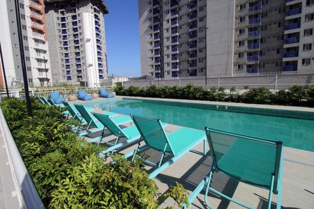 Apartamento à venda com 43m², 2 quartos e sem vagaÁrea comum - Piscina