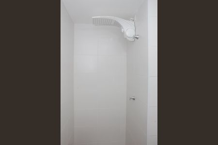 Banheiro de kitnet/studio para alugar com 1 quarto, 25m² em Pompeia, São Paulo