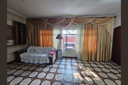 Sala de casa à venda com 3 quartos, 130m² em Vila Inglesa, São Paulo