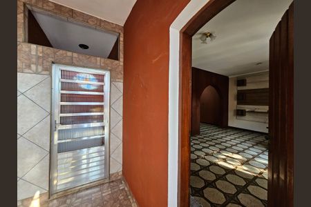 Casa à venda com 130m², 3 quartos e 2 vagasSala