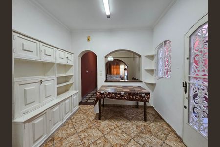 Casa à venda com 130m², 3 quartos e 2 vagasCozinha