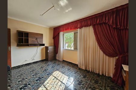 Casa à venda com 130m², 3 quartos e 2 vagasQuarto