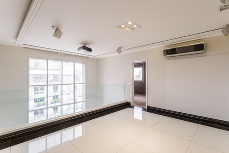 Apartamento para alugar com 200m², 2 quartos e 4 vagas Apartamento para alugar com 200m², 2 quartos e 4 vagasSala de TV