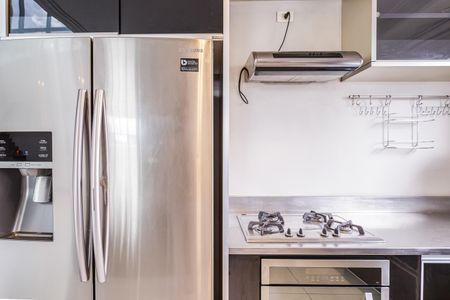 Apartamento para alugar com 200m², 2 quartos e 4 vagas Apartamento para alugar com 200m², 2 quartos e 4 vagasCozinha