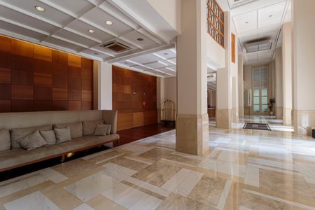 Apartamento para alugar com 200m², 2 quartos e 4 vagas Apartamento para alugar com 200m², 2 quartos e 4 vagasHall social