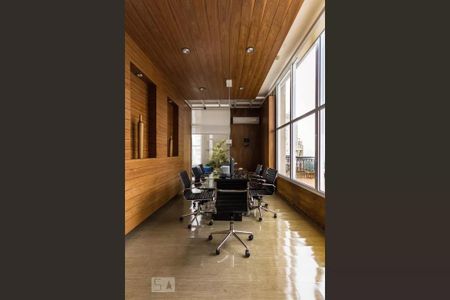 Apartamento para alugar com 200m², 2 quartos e 4 vagas Apartamento para alugar com 200m², 2 quartos e 4 vagasÁrea comum