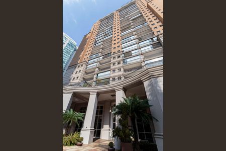 Apartamento para alugar com 200m², 2 quartos e 4 vagas Apartamento para alugar com 200m², 2 quartos e 4 vagasFachada