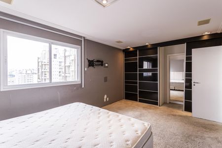 Apartamento para alugar com 200m², 2 quartos e 4 vagas Apartamento para alugar com 200m², 2 quartos e 4 vagasSuíte 2