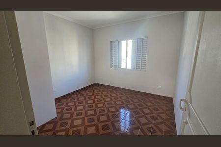 Quarto de casa para alugar com 2 quartos, 80m² em Jardim Belcito, São Paulo