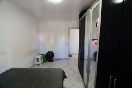 Apartamento à venda com 45m², 1 quarto e 1 vagaQuarto