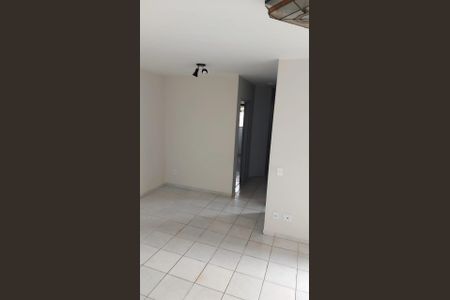 Apartamento para alugar com 60m², 2 quartos e 1 vagaSala