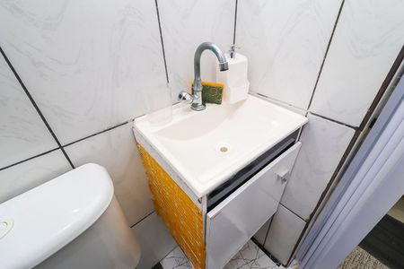 Casa à venda com 88m², 4 quartos e 1 vagaCasa 3 - Banheiro