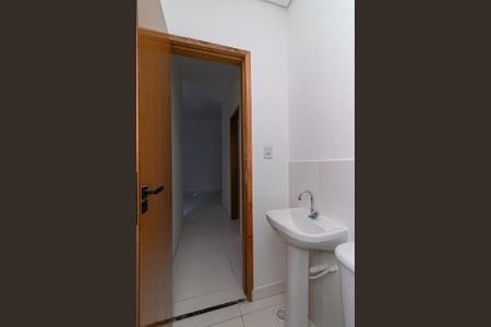 Apartamento para alugar com 49m², 2 quartos e sem vaga Apartamento para alugar com 49m², 2 quartos e sem vagaBanheiro social