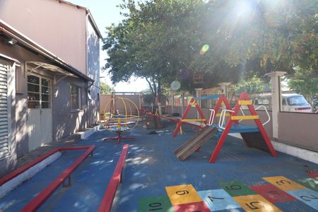 Apartamento à venda com 39m², 2 quartos e sem vagaÁrea comum - Playground