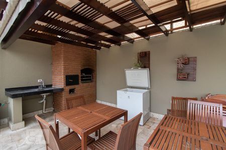 Apartamento para alugar com 55m², 2 quartos e 1 vaga Apartamento para alugar com 55m², 2 quartos e 1 vagaÁrea comum - Churrasqueira