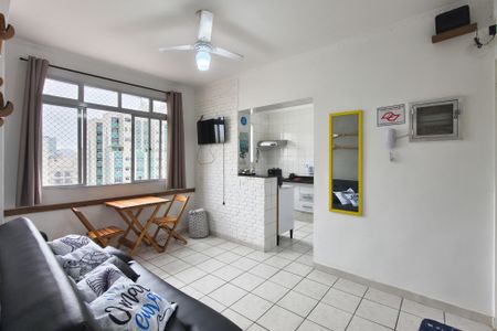 Sala de apartamento para alugar com 1 quarto, 40m² em Guilhermina, Praia Grande