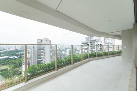 Apartamento à venda com 219m², 3 quartos e 4 vagasVaranda