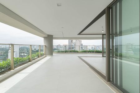 Apartamento à venda com 219m², 3 quartos e 4 vagasVaranda