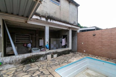 Casa à venda com 200m², 3 quartos e 3 vagasVaranda dos fundos