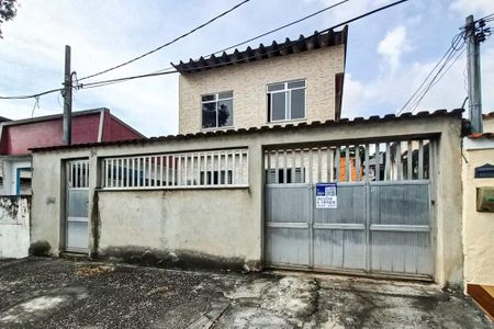 Casa à venda com 200m², 3 quartos e 3 vagasFachada