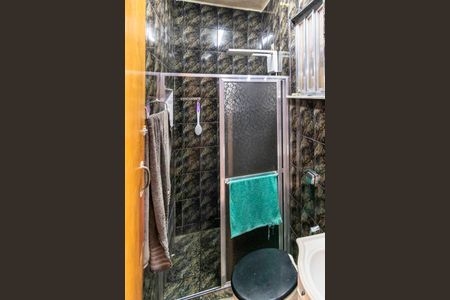 Casa à venda com 200m², 3 quartos e 3 vagasBanheiro da Suíte