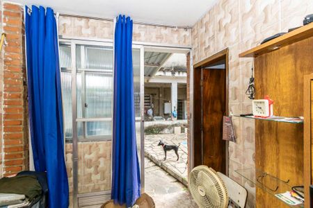 Casa à venda com 200m², 3 quartos e 3 vagasQuarto 3 Suíte