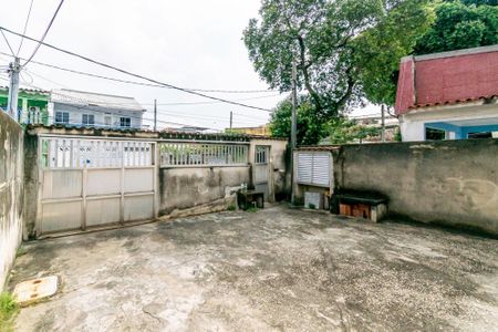 Casa à venda com 200m², 3 quartos e 3 vagasVaranda e Garagem