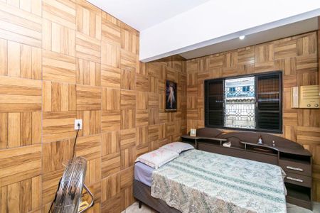 Casa à venda com 200m², 3 quartos e 3 vagasQuarto 2