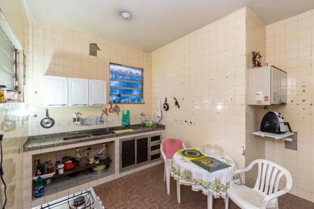 Casa à venda com 200m², 3 quartos e 3 vagasCozinha