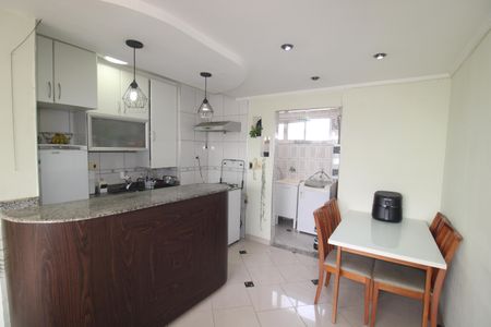 Apartamento à venda com 62m², 2 quartos e 1 vagaSala / Cozinha