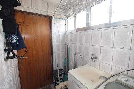 Apartamento à venda com 62m², 2 quartos e 1 vagaÁrea de Serviço