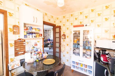 Casa de condomínio para alugar com 350m², 3 quartos e 4 vagas Casa de condomínio para alugar com 350m², 3 quartos e 4 vagasCozinha