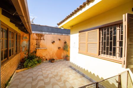 Casa de condomínio para alugar com 350m², 3 quartos e 4 vagas Casa de condomínio para alugar com 350m², 3 quartos e 4 vagasQuintal