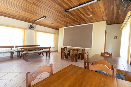 Casa de condomínio para alugar com 350m², 3 quartos e 4 vagas Casa de condomínio para alugar com 350m², 3 quartos e 4 vagasÁrea comum - Salão de festas