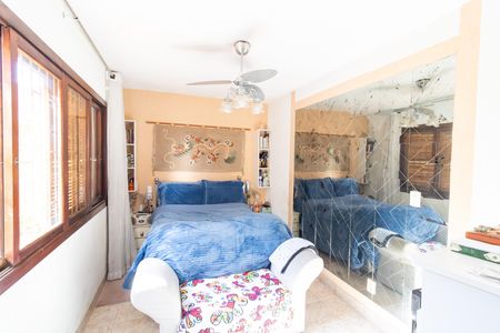 Casa de condomínio para alugar com 350m², 3 quartos e 4 vagas Casa de condomínio para alugar com 350m², 3 quartos e 4 vagasSuíte