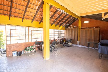 Casa de condomínio para alugar com 350m², 3 quartos e 4 vagas Casa de condomínio para alugar com 350m², 3 quartos e 4 vagasGaragem