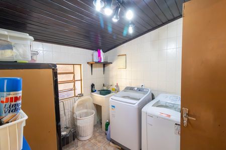 Casa de condomínio para alugar com 350m², 3 quartos e 4 vagas Casa de condomínio para alugar com 350m², 3 quartos e 4 vagasLavanderia