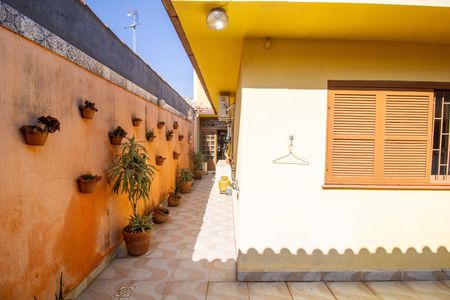 Casa de condomínio para alugar com 350m², 3 quartos e 4 vagas Casa de condomínio para alugar com 350m², 3 quartos e 4 vagasQuintal