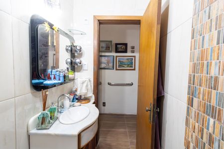Casa de condomínio para alugar com 350m², 3 quartos e 4 vagas Casa de condomínio para alugar com 350m², 3 quartos e 4 vagasBanheiro
