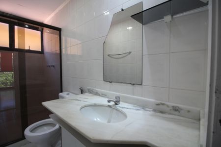 Casa de condomínio à venda com 120m², 4 quartos e 3 vagasQuarto 4 - Suíte