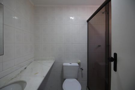 Casa de condomínio à venda com 120m², 4 quartos e 3 vagasBanheiro Social