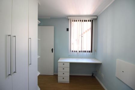 Casa de condomínio para alugar com 120m², 4 quartos e 3 vagasQuarto 2