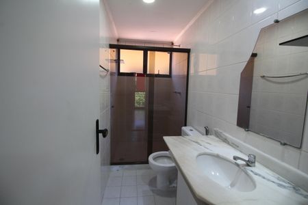 Casa de condomínio para alugar com 120m², 4 quartos e 3 vagasQuarto 4 - Suíte