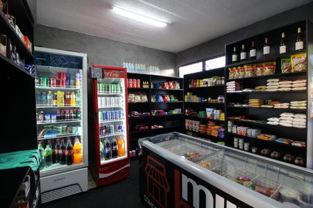 Casa de condomínio à venda com 120m², 4 quartos e 3 vagasÁrea Comum