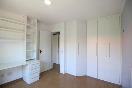Casa de condomínio à venda com 120m², 4 quartos e 3 vagasQuarto 3