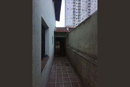 Casa à venda com 169m², 3 quartos e 2 vagas Casa à venda com 169m², 3 quartos e 2 vagasÁrea externa