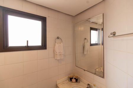 Apartamento para alugar com 60m², 1 quarto e 1 vaga Apartamento para alugar com 60m², 1 quarto e 1 vagaBANHEIRO DA SUITE