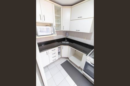 Apartamento para alugar com 60m², 1 quarto e 1 vaga Apartamento para alugar com 60m², 1 quarto e 1 vagaCOZINHA